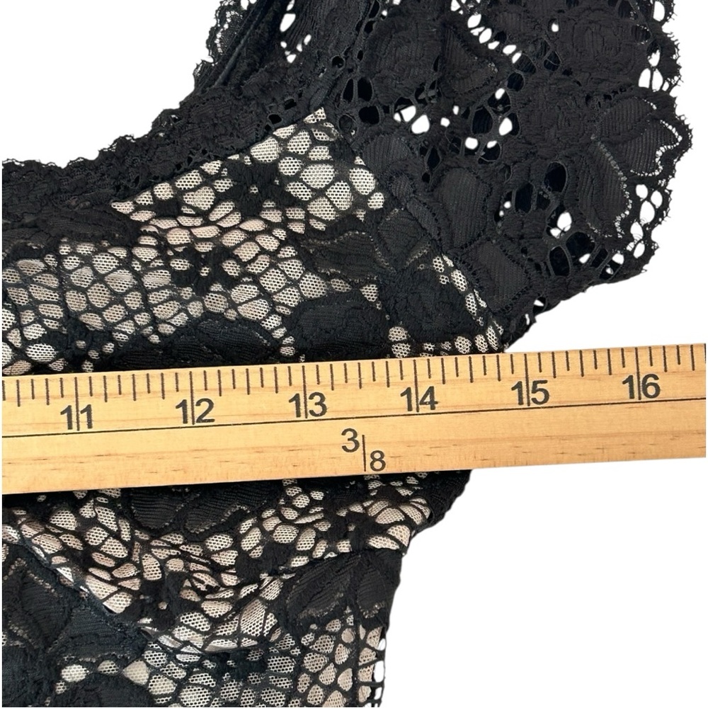 Victoria’s Secret Women’s Black Lace Off Shoulder‎ Bodysuit  Sz S - Picture 4 of 8